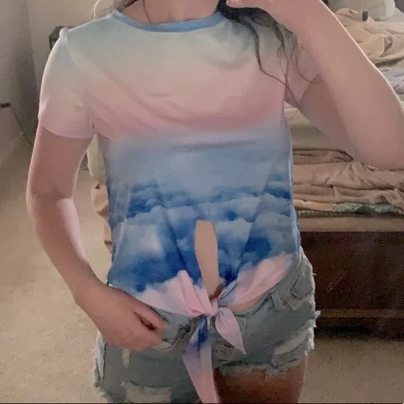 🌸2 for $12 Sky View Tie Shirt - Picture 3 of 4